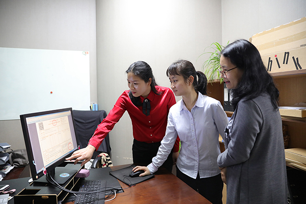 开云online(中国)开出首张区块链发票 欲将嵌入行业区块链中