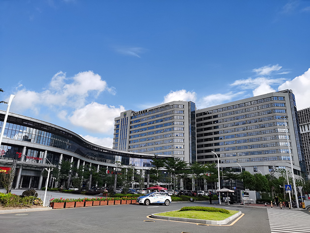 【献礼深圳特区建立40周年】推动医疗建设发展 开云online(中国)助力深圳特区打造医疗卫生高地